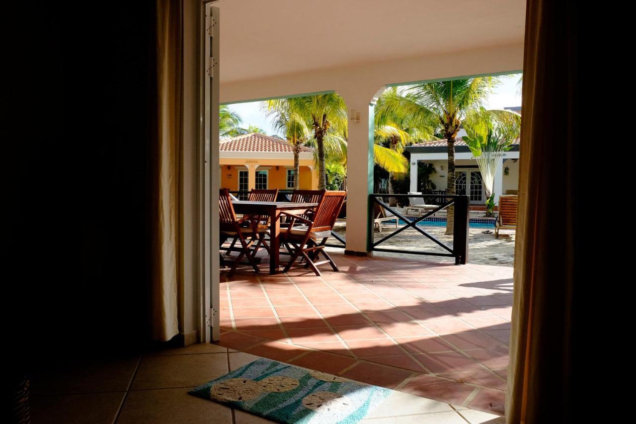 Villa Olivia Poolside Kralendijk  Exterior photo